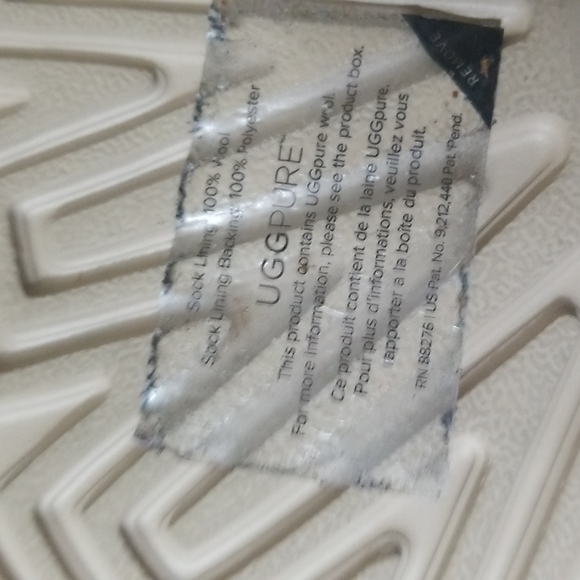 UGG BOOTS - Picture 9 of 11